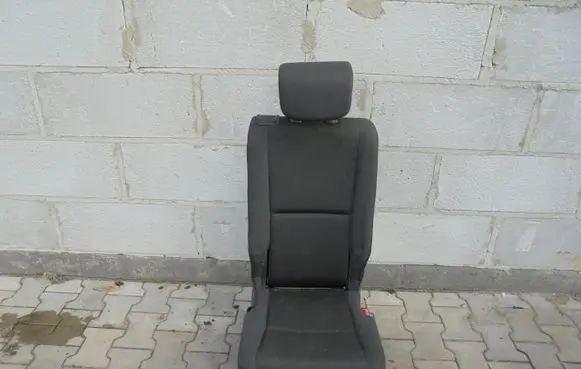 Toyota Corolla Verso AR10 Front driver seat FOTELSTELARZKANAPA
