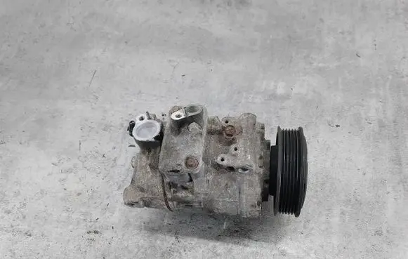 Volkswagen PASSAT B6 Air conditioning (A/C) compressor (pump) 1K0820859S
