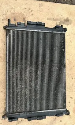Renault Scenic II - Grand scenic II Coolant radiator 8200357536