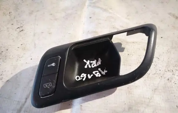 Volkswagen Polo IV 9N3 Central locking switch button 6q1962125