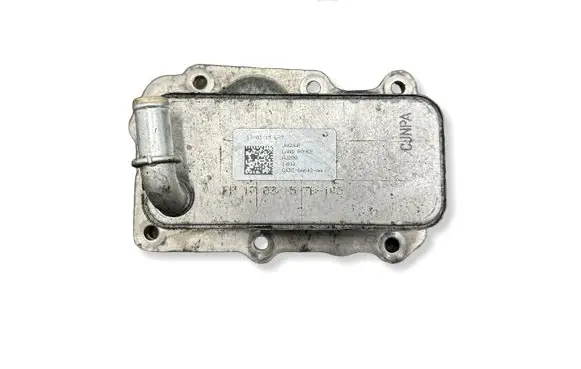 Land Rover Discovery Sport Engine oil radiator G4D36A642AA