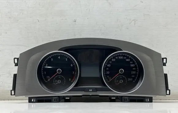 Volkswagen Golf VII Speedometer (instrument cluster) 5G1920742A 1655021295