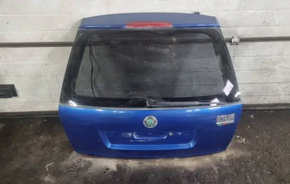 Skoda Octavia Mk2 (1Z) Tailgate/trunk/boot lid 