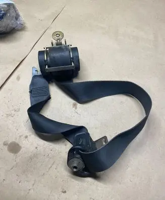 Renault Laguna II Front seatbelt B506014