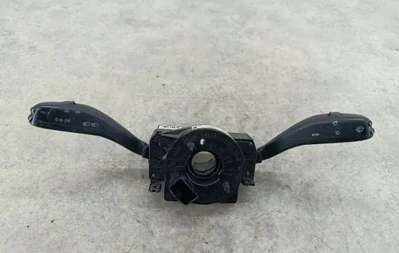 Volkswagen Polo IV 9N3 Wiper turn signal indicator stalk/switch 6Q0953503DA
