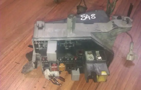Toyota Yaris Fuse box set