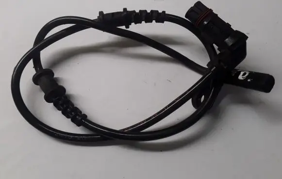 Mercedes-Benz C W203 ABS brake wheel speed sensor A2035400417