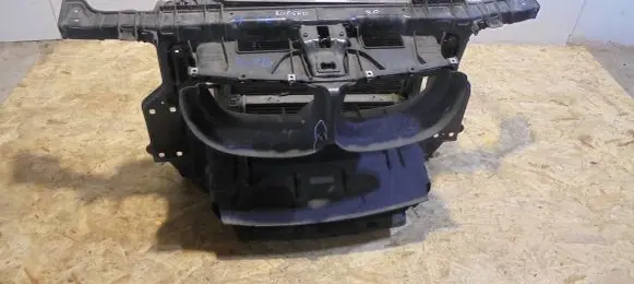 BMW 1 E81 E87 Front piece kit 