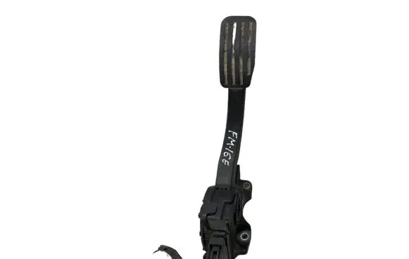 Ford Mondeo MK IV Accelerator throttle pedal 6G929F836BC