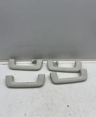 Ford Edge II A set of handles for the ceiling HS73A045B15B DS73A045B14