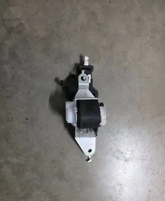 Lexus NX Middle seatbelt (rear) Q084601