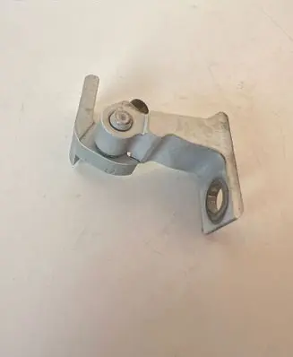 Volkswagen Tiguan Rear door lower hinge 8X0831403E A046574