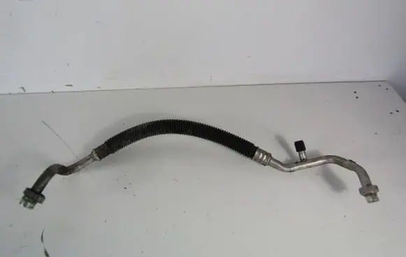 Nissan Note (E11) Air conditioning (A/C) pipe/hose 924809U20
