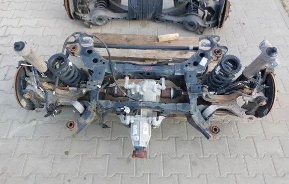 Ford Edge II Rear axle beam with reductor 