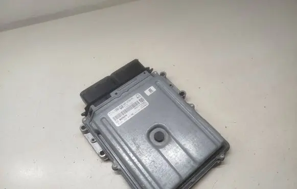 Land Rover Range Rover Sport L494 Engine control unit/module GW9312C520PAC 0281032668