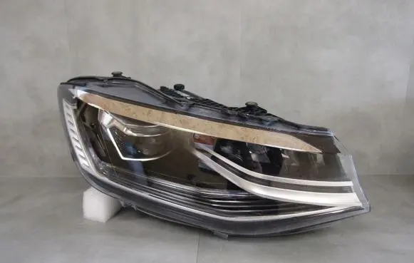 Volkswagen Caddy Headlight/headlamp 2K8941036
