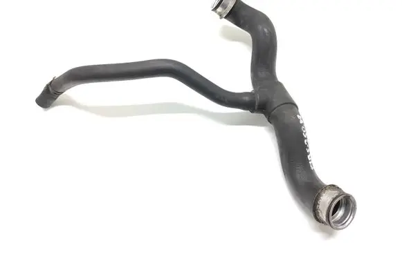 Mercedes-Benz S W221 Engine coolant pipe/hose 06112241