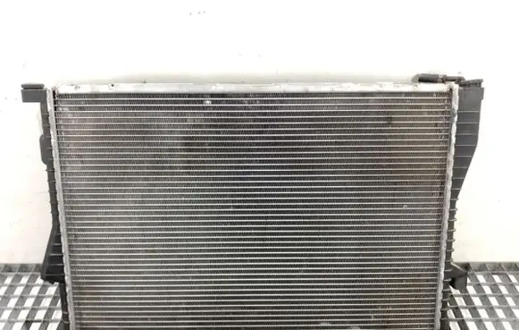 BMW 7 E38 Coolant radiator