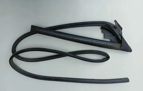 Dodge Challenger Front door rubber seal