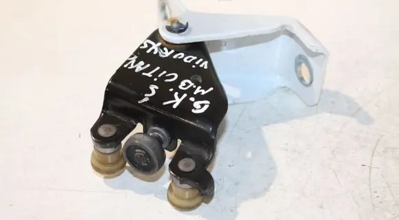 Mercedes-Benz Citan W415 Sliding door middle roller runner 497757