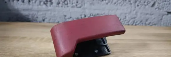 Mercedes-Benz E W211 Engine bonnet (hood) release handle