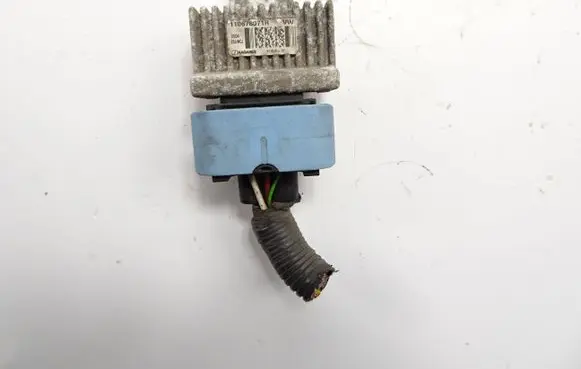 Glow plug pre-heat relay