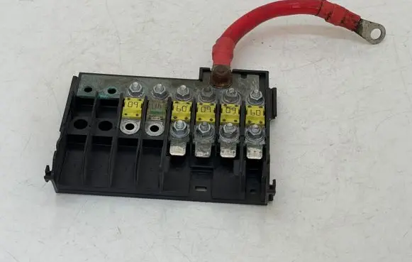 Ford Fusion Fuse box set 2S6T14A073BA 5607001240