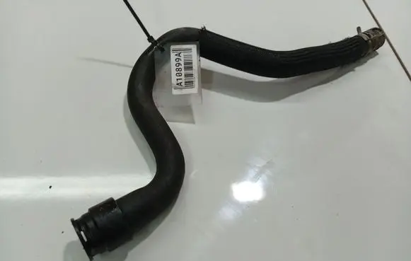 Peugeot 407 Engine coolant pipe/hose