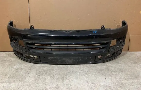 Volkswagen Transporter - Caravelle T5 Front bumper 7E5807221