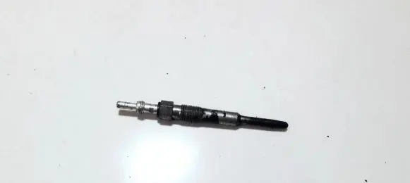 Volkswagen Touareg I Glow plug y741u 11vk27x