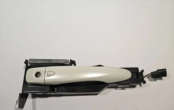 Nissan Qashqai Front door exterior handle 80610 22134