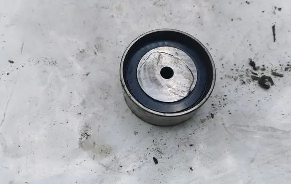 Toyota Previa (XR30, XR40) II Belt tensioner pulley NOCODE