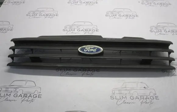 Ford Taunus TC3 Front grill 79BG8150AA