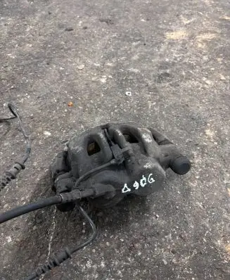 Mercedes-Benz Sprinter W906 Front brake caliper