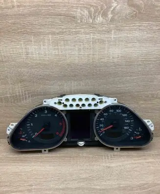 Audi A6 S6 C6 4F Speedometer (instrument cluster) 4F0920950R 4F0910900C MPH