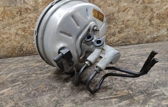 Land Rover Discovery 5 Brake booster JPLA2B195AB