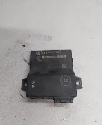 Audi A6 S6 C6 4F Gateway control module 4F0907468N 0M01005C 4F0907468G