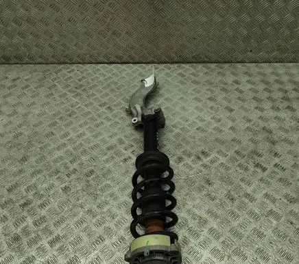 Audi Q7 4M Front shock absorber/damper 4M0413037 4M0413031T