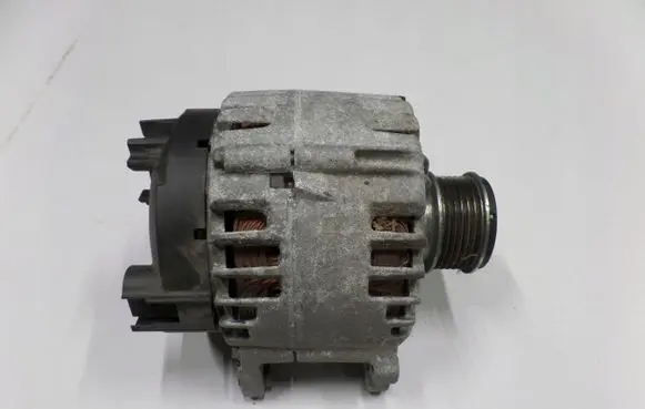 Skoda Yeti (5L) Generator/alternator 03L903024J