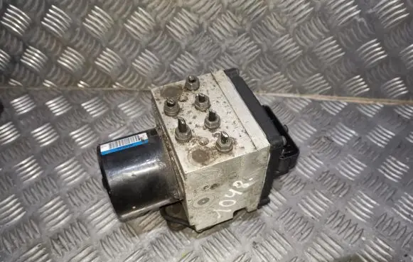 Volkswagen PASSAT B6 ABS Pump 3C0614109T