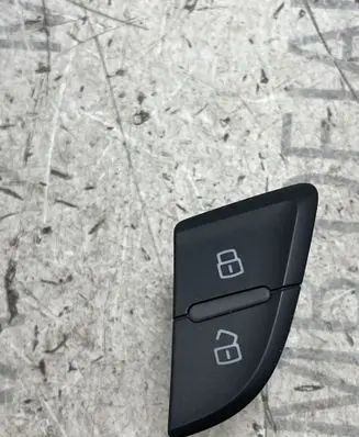 Audi A5 8T 8F Central locking switch button 8K1962107A