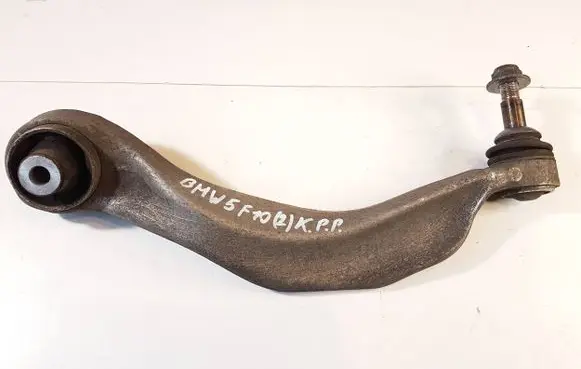 Rear control arm