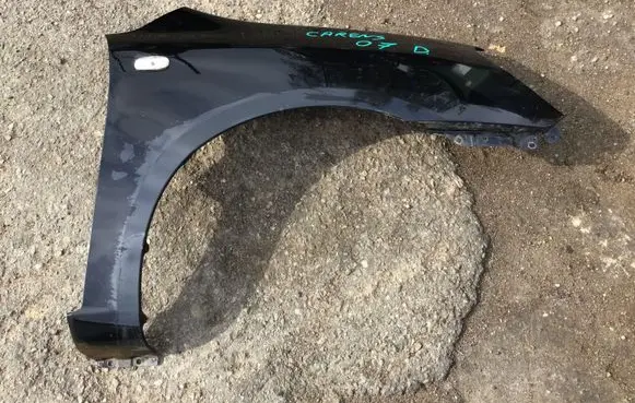 KIA Carens II Fender OEM