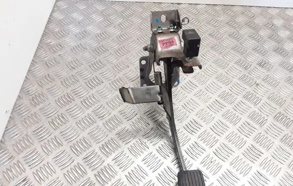Hyundai i10 Brake pedal 328000X500