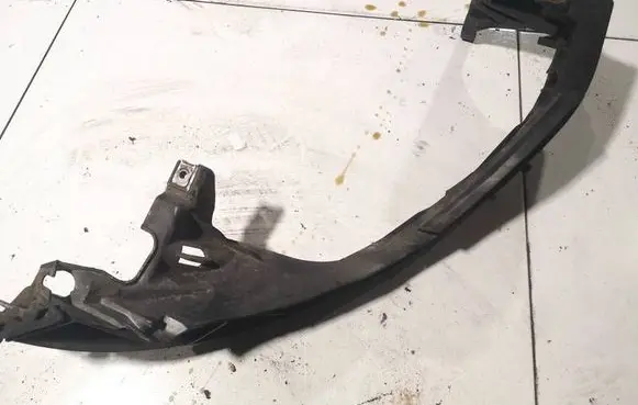BMW 1 E81 E87 Headlight/headlamp mounting bracket 51647120824 1857509000