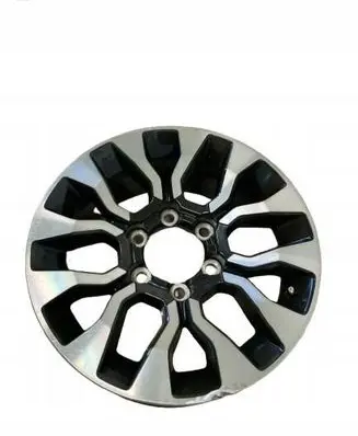Toyota Hilux VIII R17 alloy rim 