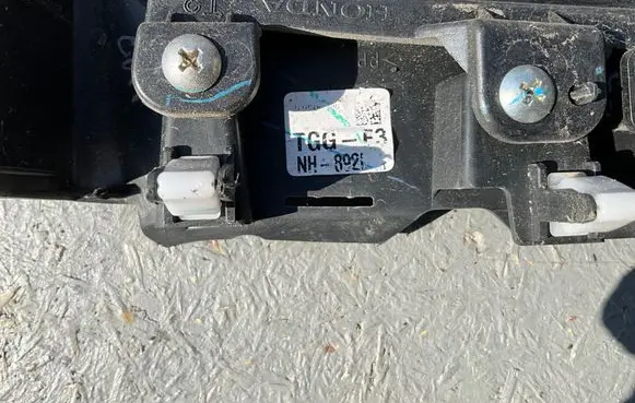 Volkswagen PASSAT B8 Center console NH892L