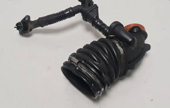 BMW X5M E70 Air intake duct part 7589651 10991213