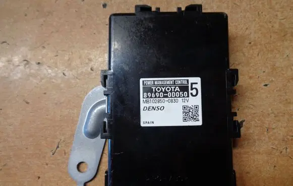 Toyota Yaris Other control units/modules 896900D050