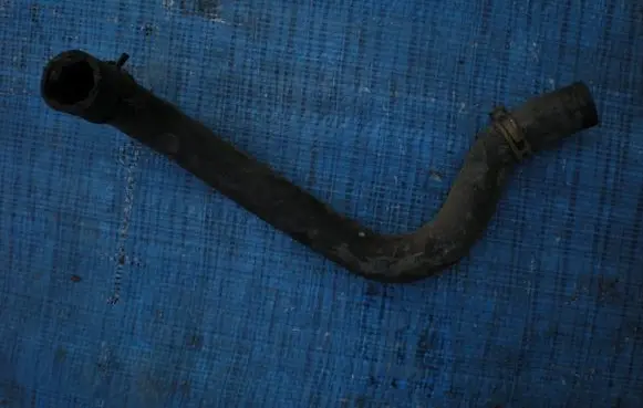 Renault Master II Engine coolant pipe/hose